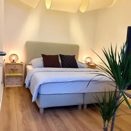 Daire Moderne Citywohnung Netflix & Espressomaschine